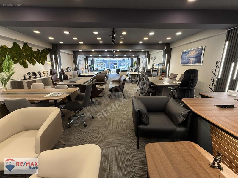 Modoko'da Satılık 180 M² Giriş+180 M² Üst Kat — fotoğraf 13