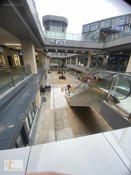 Torkam E5 Metropark Sefaköy B-1 Katında Boş Dükkan — fotoğraf 2