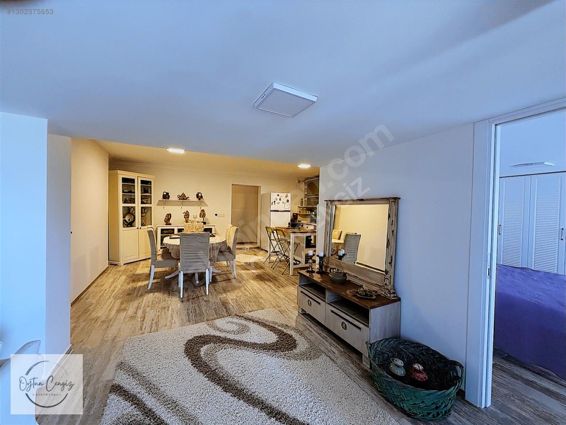 Güzelbahçe'de Havuzlu &bahçeli 2+1 Full Eşyalı Lüks Daire — fotoğraf 3
