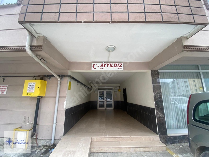 Coşar Özkaradan Artvin/arhavi Ay Yıldız Sitesi 3+1 Satılık Daire — fotoğraf 3