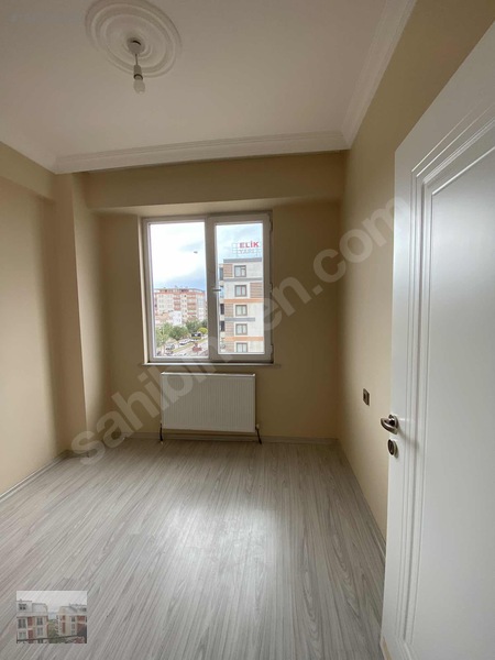 Kale Yolunda Katılım Evlerine Uygun Satılık 2+1 Daire — fotoğraf 6