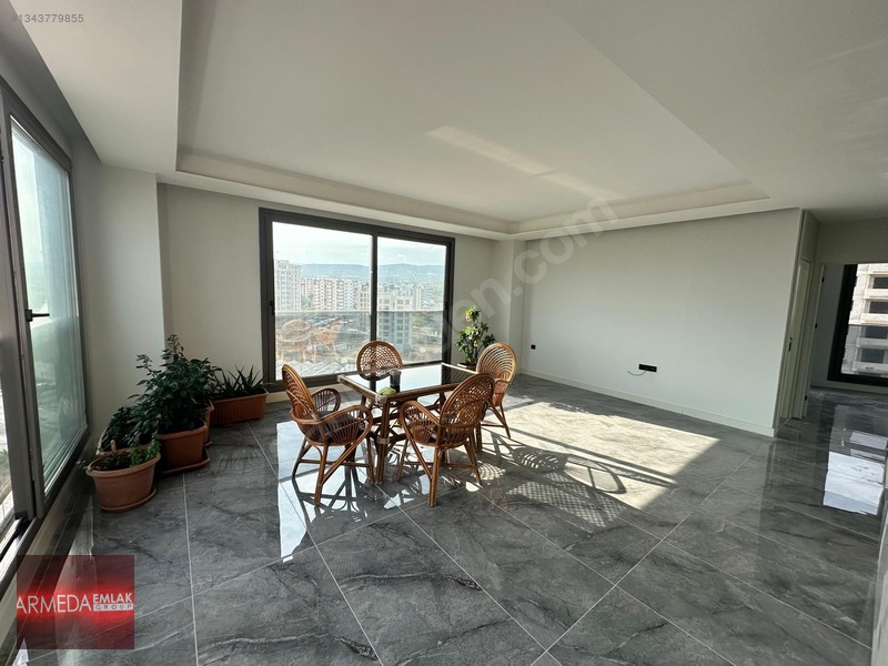 Mezitli Gözde Kreş Civarı 3+1 Satılık Geniş Daire — fotoğraf 2