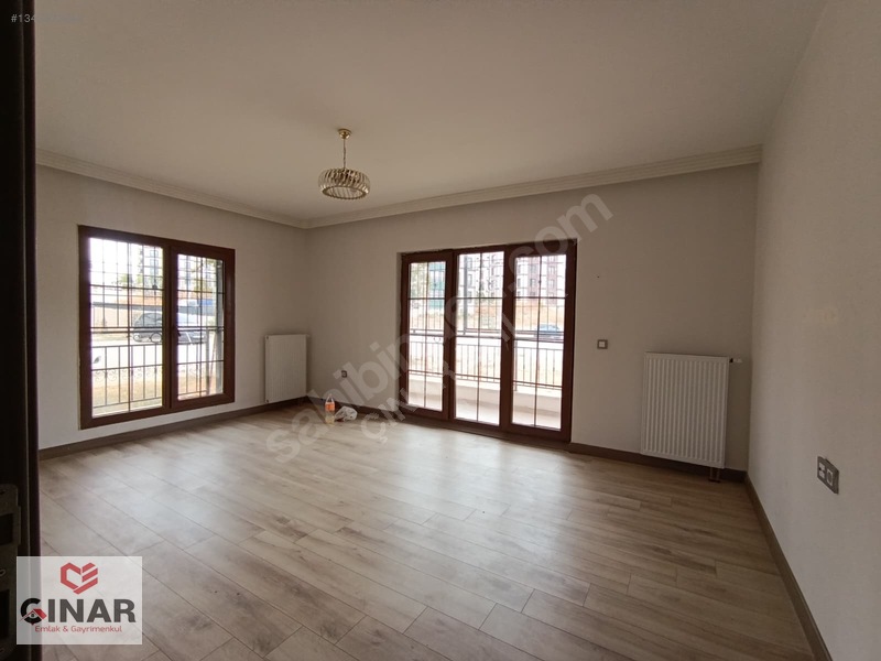 Güneyşehir'ın Merkezinde 2+1 Fiyatına 3+1 Satılık Daire