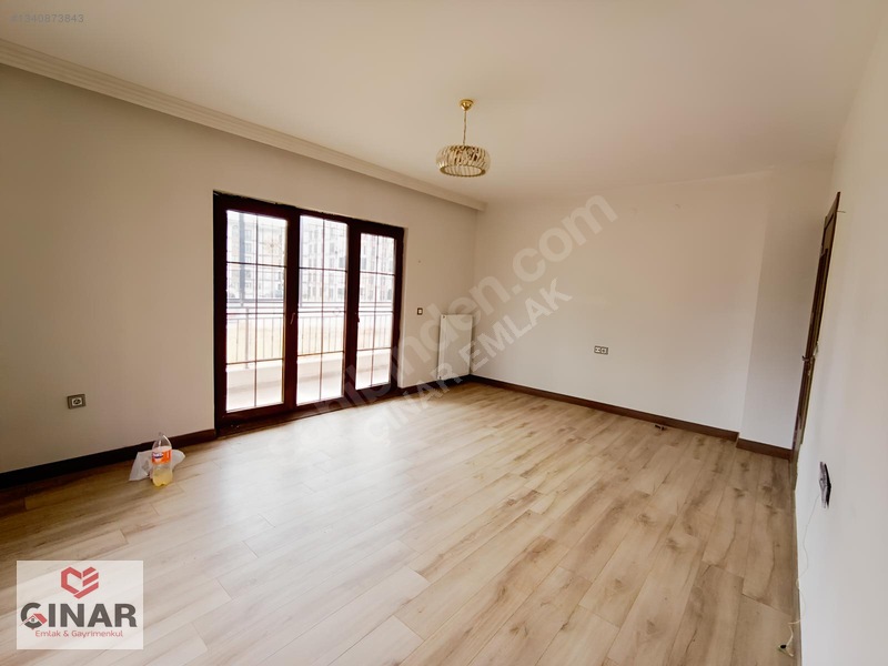 Güneyşehir'ın Merkezinde 2+1 Fiyatına 3+1 Satılık Daire — fotoğraf 3