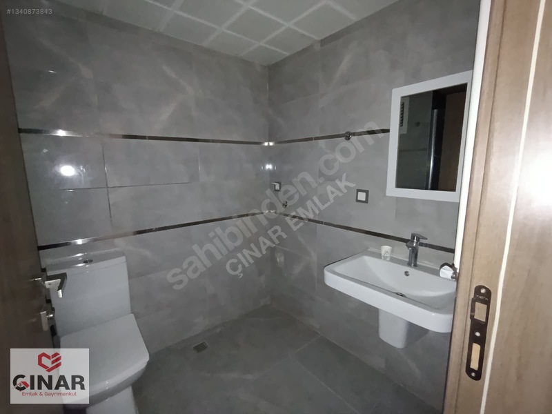 Güneyşehir'ın Merkezinde 2+1 Fiyatına 3+1 Satılık Daire — fotoğraf 17