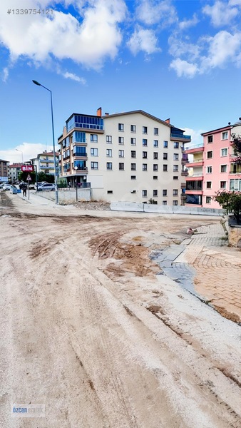 Özcan Emlak'tan İşlek Cadde Üzeri Tek Tapu Yatırım Fırsatı — fotoğraf 4