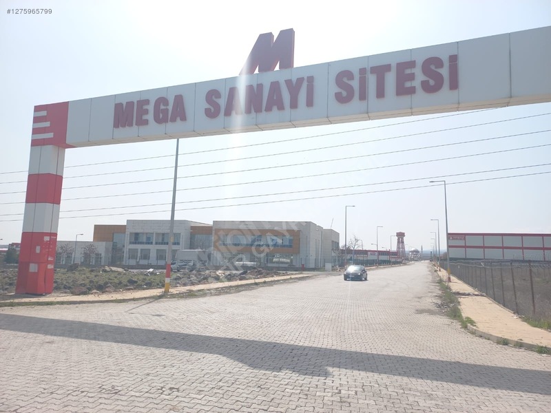 Safir Emlak'tan Mega Sanayide 400 Metrekare Kiralık Depo — fotoğraf 2