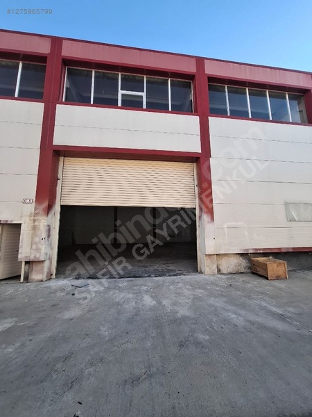 Safir Emlak'tan Mega Sanayide 400 Metrekare Kiralık Depo — fotoğraf 3