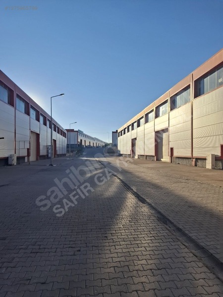 Safir Emlak'tan Mega Sanayide 400 Metrekare Kiralık Depo — fotoğraf 8