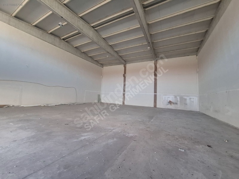 Safir Emlak'tan Mega Sanayide 400 Metrekare Kiralık Depo — fotoğraf 18