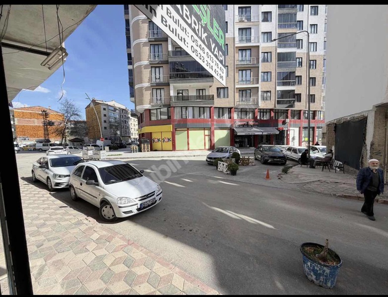 Huzur Emlak'tan Kültür Mah Kiralık Dükkan — fotoğraf 13