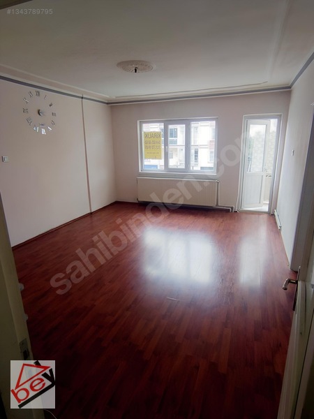 Bey'den Andiçende Cadde Üzeri Ara Kat Ön Cephe Kiralık 3+1 Daire — fotoğraf 6