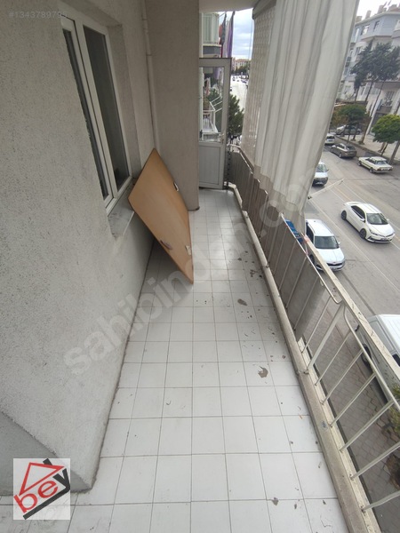 Bey'den Andiçende Cadde Üzeri Ara Kat Ön Cephe Kiralık 3+1 Daire — fotoğraf 7