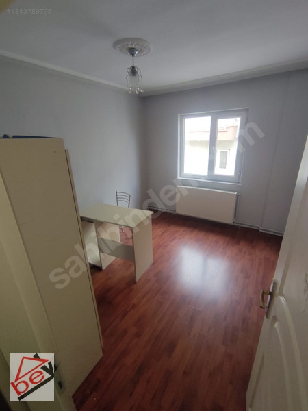 Bey'den Andiçende Cadde Üzeri Ara Kat Ön Cephe Kiralık 3+1 Daire — fotoğraf 11