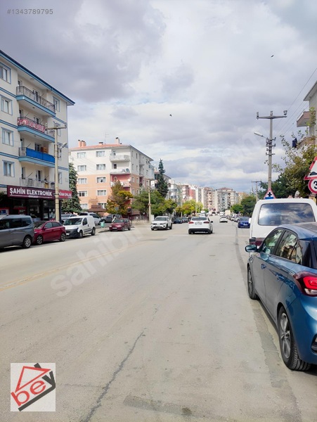 Bey'den Andiçende Cadde Üzeri Ara Kat Ön Cephe Kiralık 3+1 Daire — fotoğraf 27