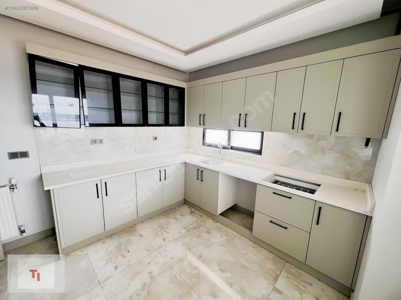 Ti Group Kabasakal 3+1 Ç.banyo G.odalı Donatılı Satılık Daire