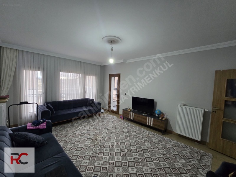 R C ~den Satılık 3+1 Yatırımlık Daire — fotoğraf 9