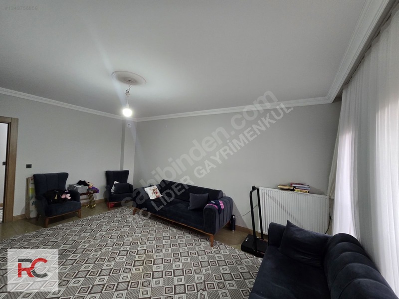 R C ~den Satılık 3+1 Yatırımlık Daire — fotoğraf 11