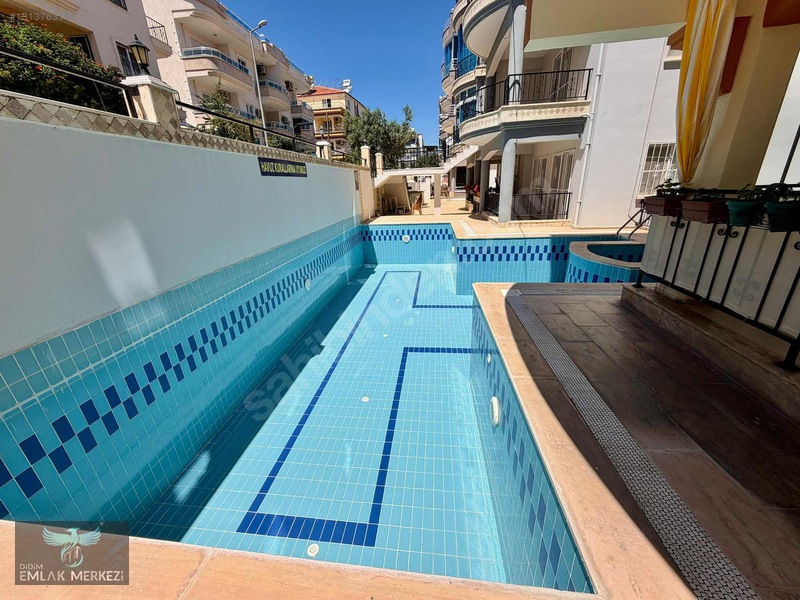 Didim Merkez Havuzlu Sitede Satılık 3+1 Daire — fotoğraf 3