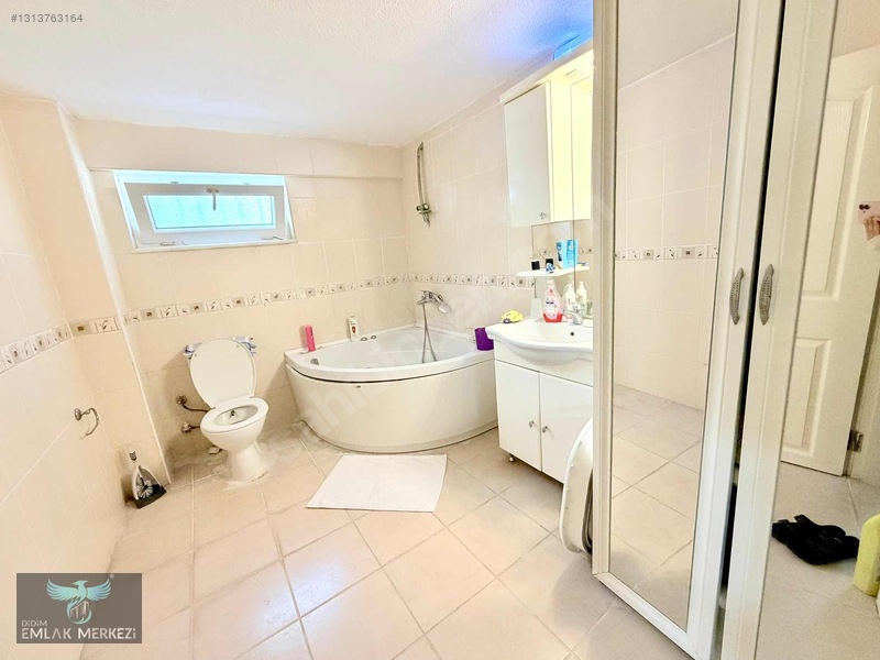 Didim Merkez Havuzlu Sitede Satılık 3+1 Daire — fotoğraf 4