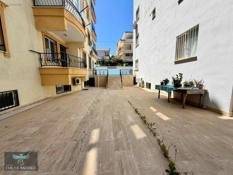 Didim Merkez Havuzlu Sitede Satılık 3+1 Daire — fotoğraf 31