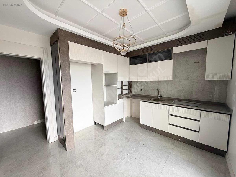 Yeni Cezaevi Karşısı Livia Yapı 2+1 Orta Kat Satılık Daire