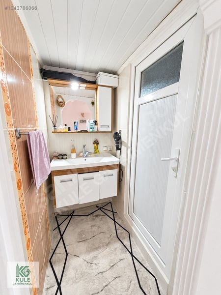 Değirmenönünde Merkezi Konumda 3+1 140 M² Daire — fotoğraf 19