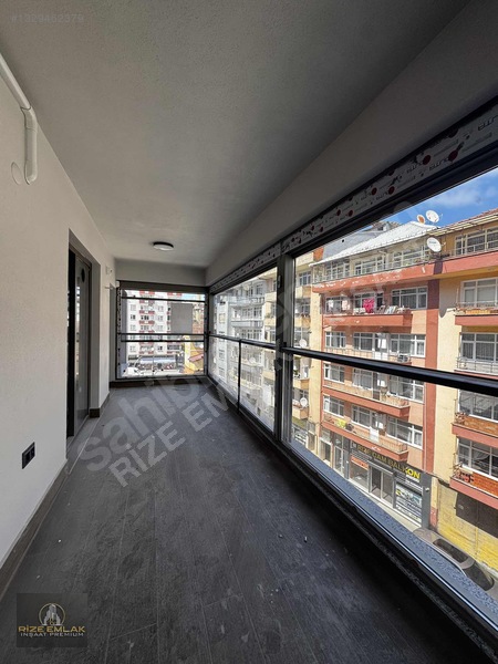 Rize Müftü Mah. Şimal Avm Yanı Lüks Sitede Kiralık 3+1 Daire — fotoğraf 7