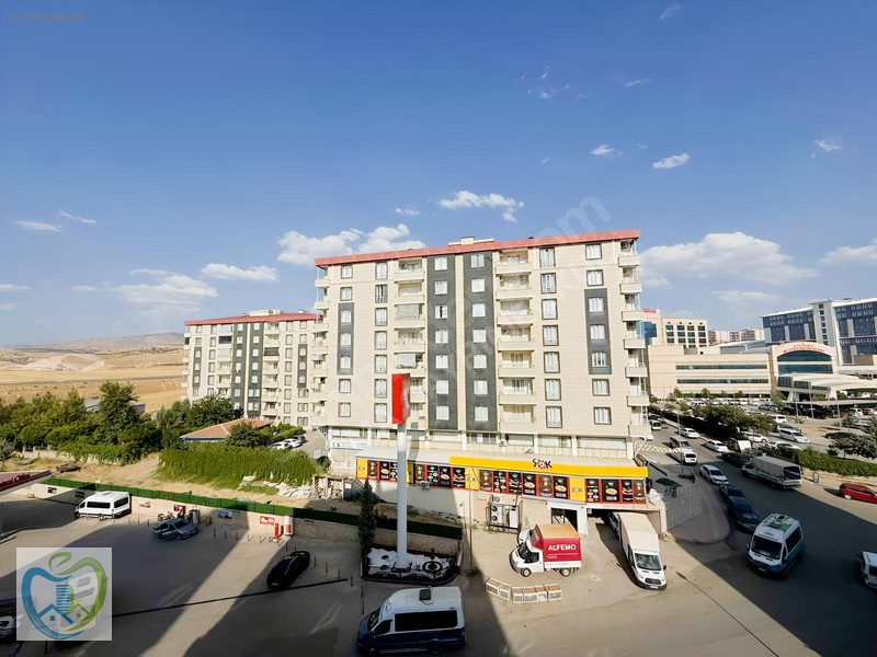 Hastane Karşısı Site İçinde 3+1 140 M² Kiralık Daire — fotoğraf 5