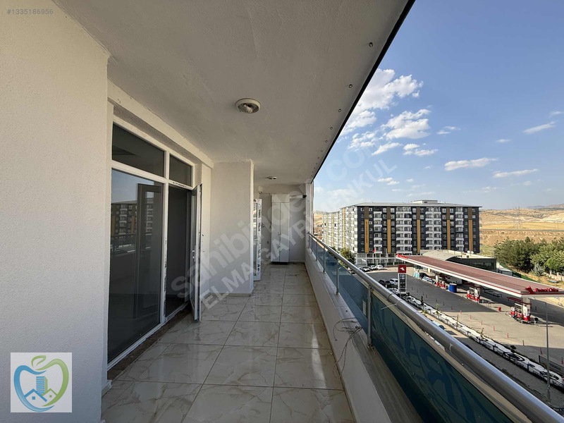 Hastane Karşısı Site İçinde 3+1 140 M² Kiralık Daire — fotoğraf 7