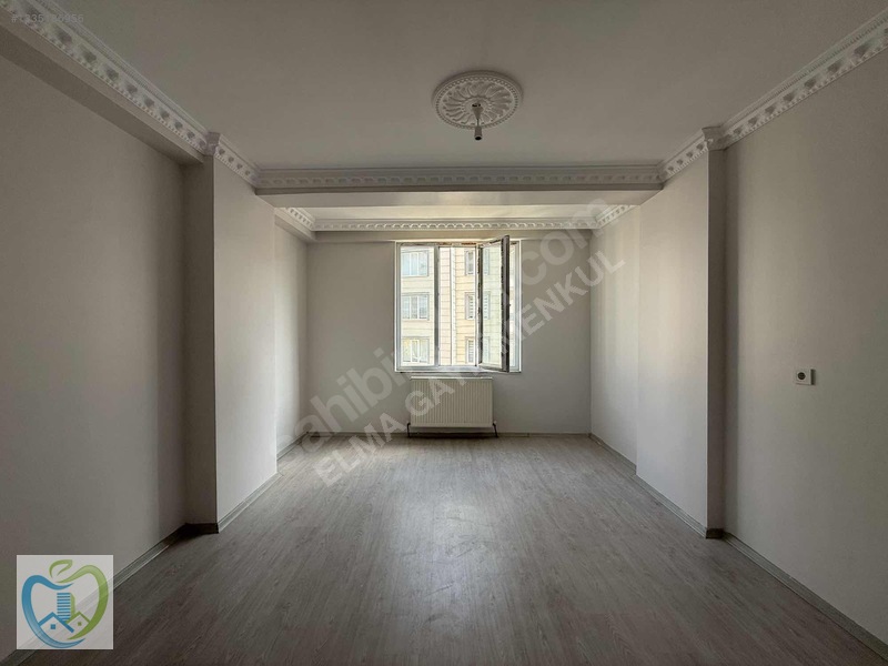 Hastane Karşısı Site İçinde 3+1 140 M² Kiralık Daire — fotoğraf 14