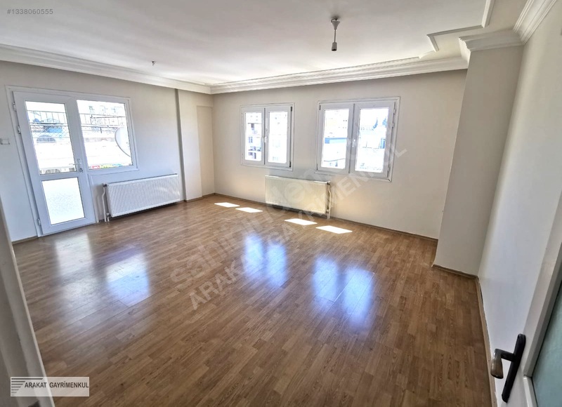 Buca Forbes Girişi'nde Kiralık 3+1 Daire — fotoğraf 14
