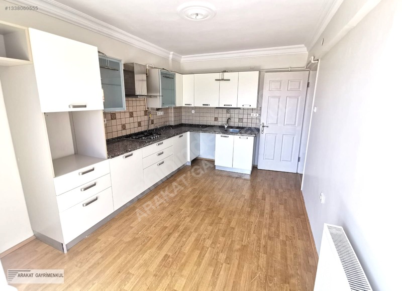 Buca Forbes Girişi'nde Kiralık 3+1 Daire — fotoğraf 18
