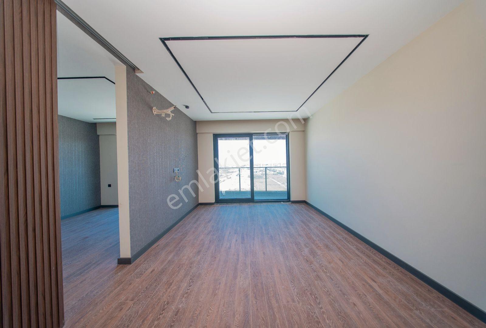 Serhat Özgüner'den Lüks Sitede 1+1 Satılık Daire — fotoğraf 46