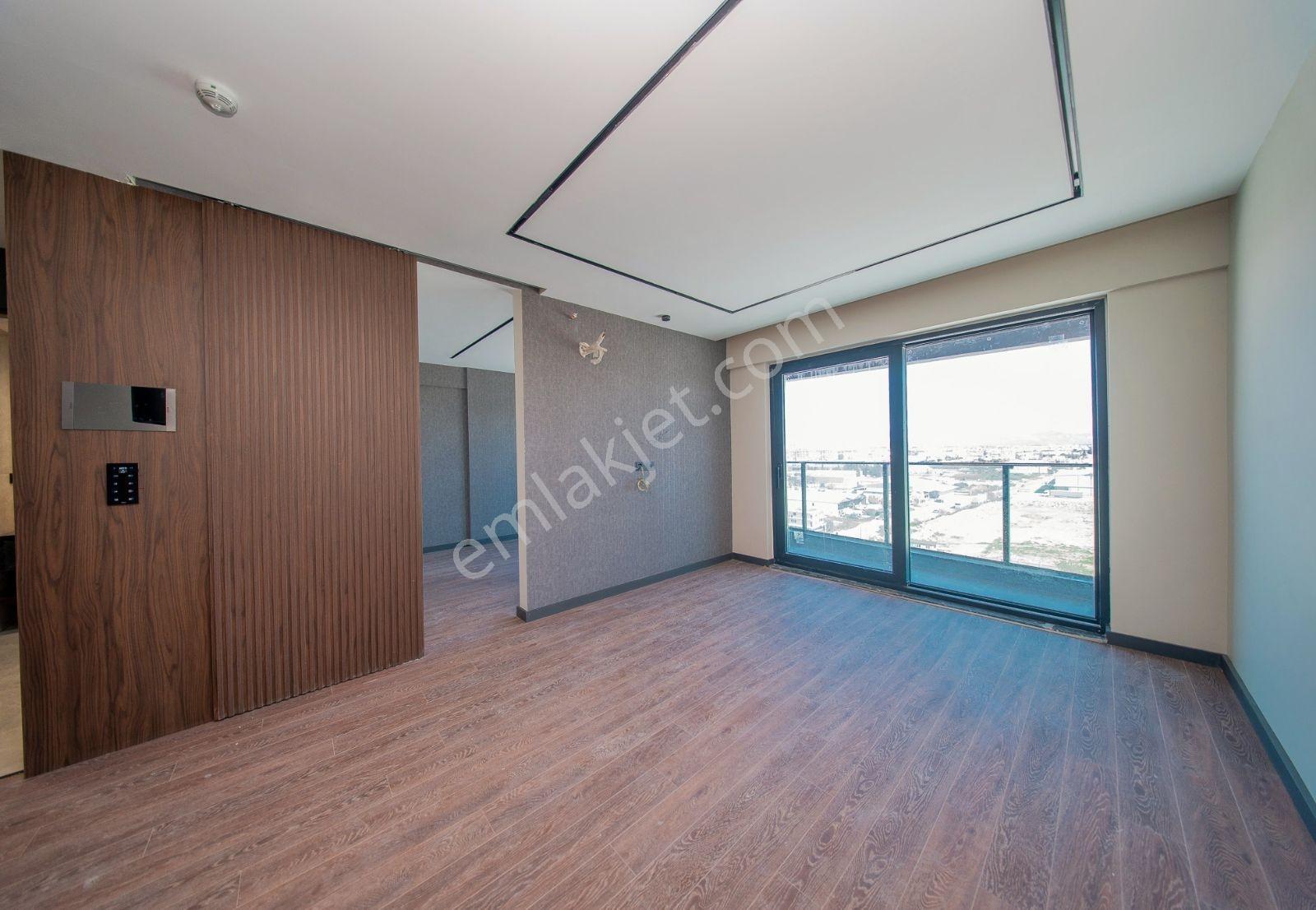 Serhat Özgüner'den Lüks Sitede 1+1 Satılık Daire — fotoğraf 47