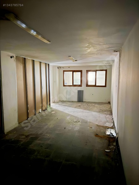 Yukarı Hisarda Cadde Üstü 200 M2 Kiralık Dükkan — fotoğraf 17
