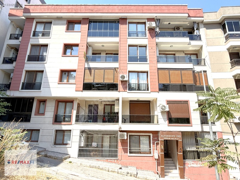İzmir Vatan Mahallesinde 2+1 | 85 M² | Asansörlü | Doğalgazlı