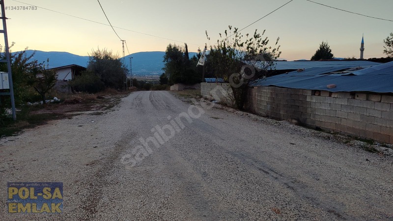 Antalya Korkuteli Bozova'da Satılık 700m2 İmarlı Arsa — fotoğraf 3