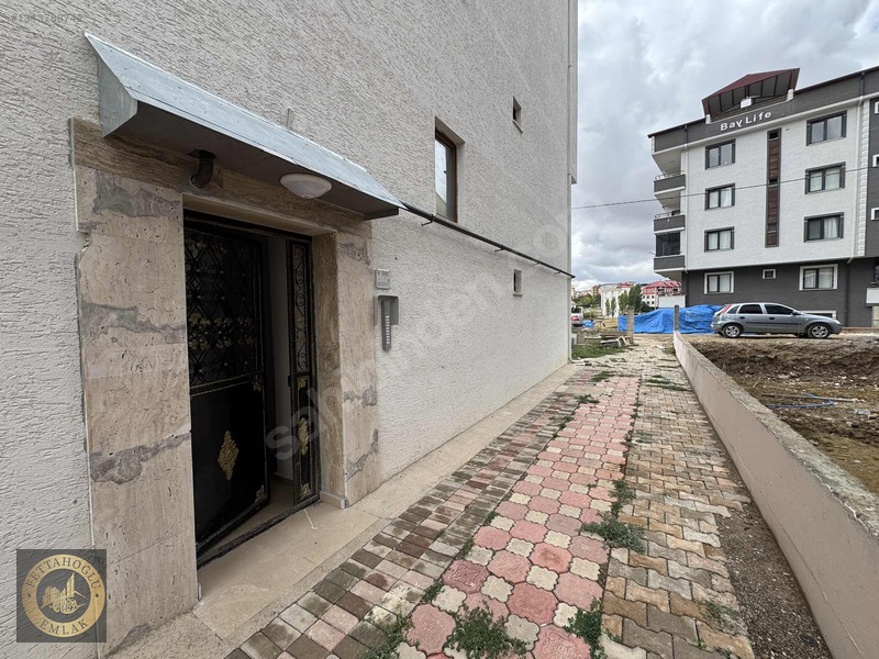 Eski Hastane Bçlgesinde Kiralık 2+1 Daire — fotoğraf 5