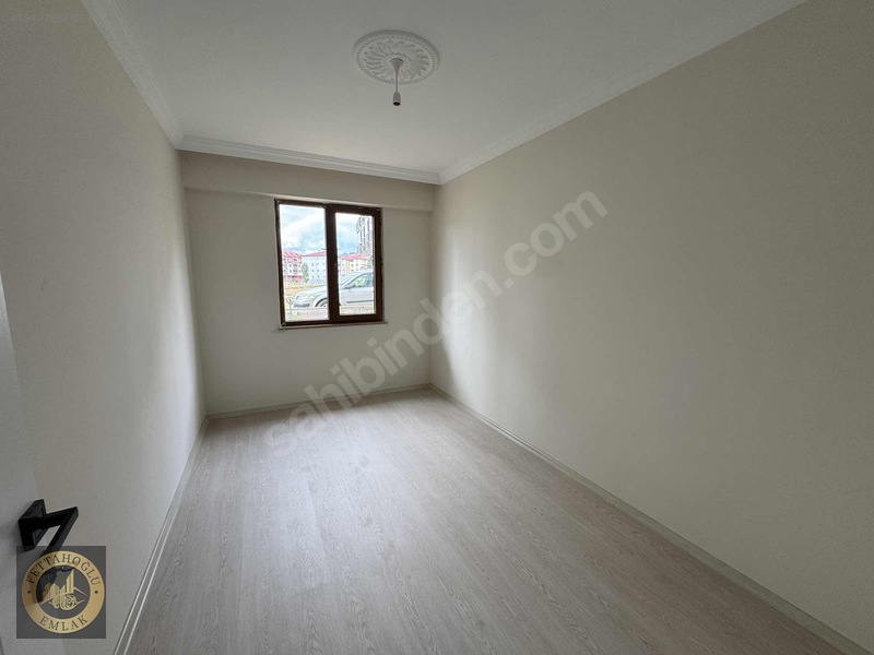 Eski Hastane Bçlgesinde Kiralık 2+1 Daire — fotoğraf 15