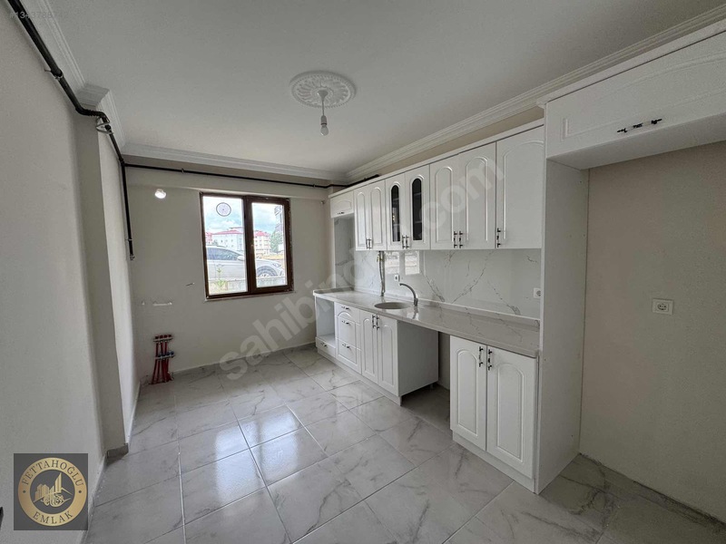 Eski Hastane Bçlgesinde Kiralık 2+1 Daire — fotoğraf 22