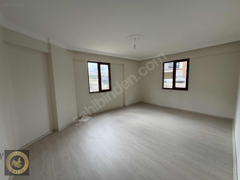 Eski Hastane Bçlgesinde Kiralık 2+1 Daire — fotoğraf 24