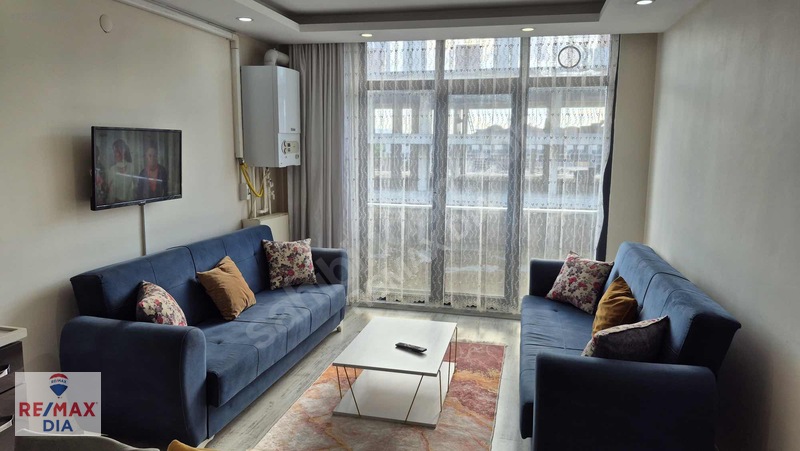 Remax Dia'dan Site İçerisinde Eşyalı Kiralık 1+1 Daire — fotoğraf 6