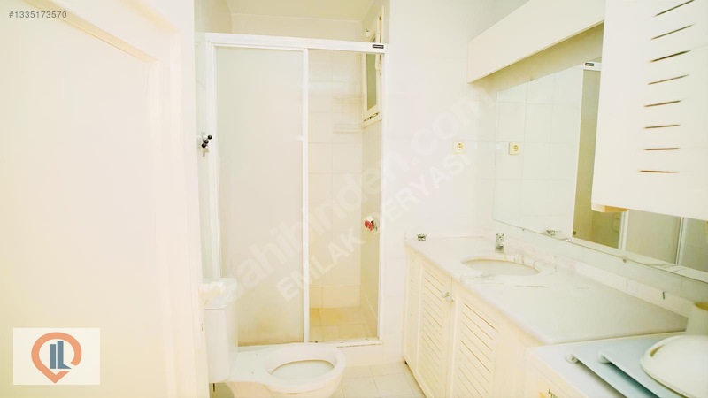Eski Foçada Marinanın Yanı Başında, Denize Sıfır 6+2 Villa — fotoğraf 2
