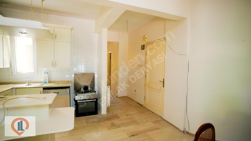 Eski Foçada Marinanın Yanı Başında, Denize Sıfır 6+2 Villa — fotoğraf 22
