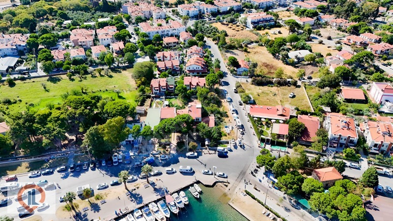 Eski Foçada Marinanın Yanı Başında, Denize Sıfır 6+2 Villa — fotoğraf 29