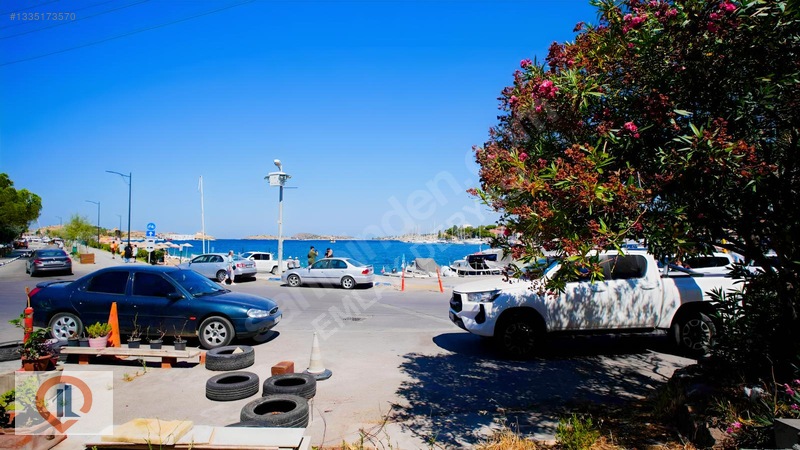 Eski Foçada Marinanın Yanı Başında, Denize Sıfır 6+2 Villa — fotoğraf 40