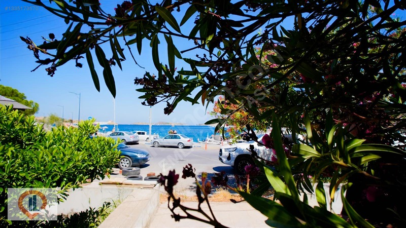 Eski Foçada Marinanın Yanı Başında, Denize Sıfır 6+2 Villa — fotoğraf 51