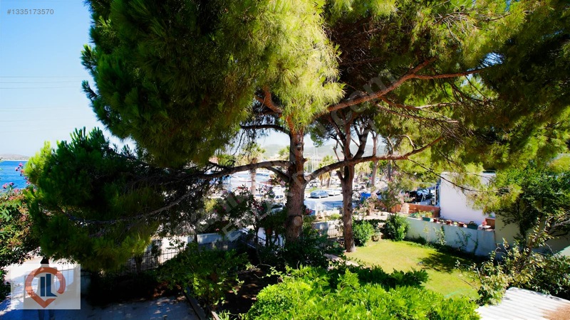 Eski Foçada Marinanın Yanı Başında, Denize Sıfır 6+2 Villa — fotoğraf 53