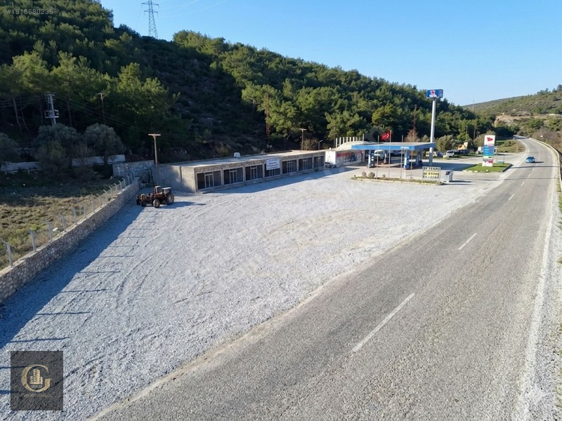 Urla-çeşme Yolunda İstasyon Ve Turizm+ticari Arsa